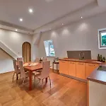 Lux Gold Apartment *
