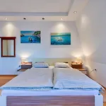 Lux Gold Apartment