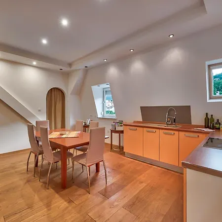 Lux Gold Apartmán *