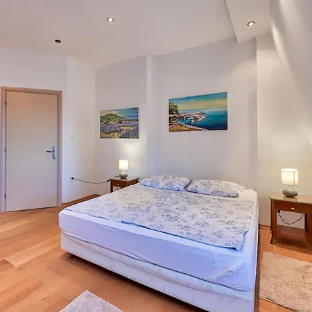 Lux Gold Apartmán *